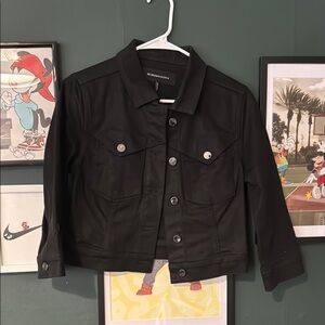 BCBGMaxAzria Cropped 3/4 Sleeve Denim Black Jacket